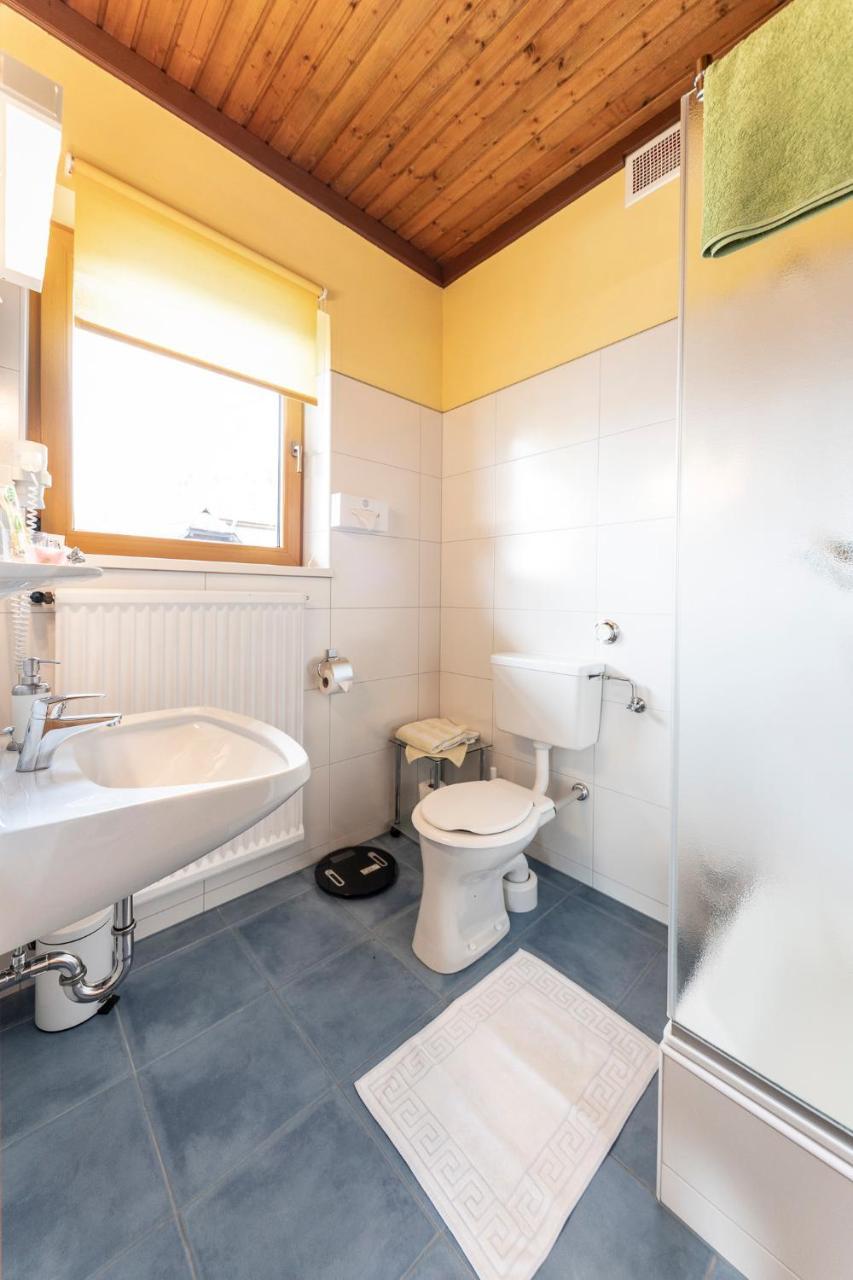 Pension Suedhang Бад Кляйнкирххайм Экстерьер фото