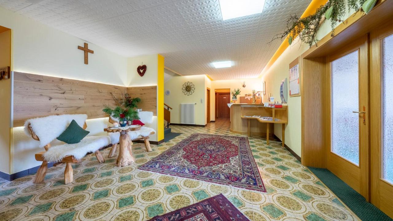 Pension Suedhang Бад Кляйнкирххайм Экстерьер фото